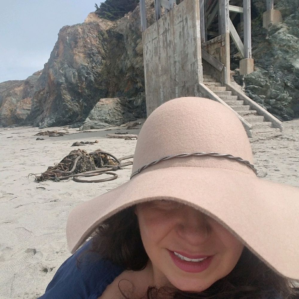 Meet your Posher, Norma